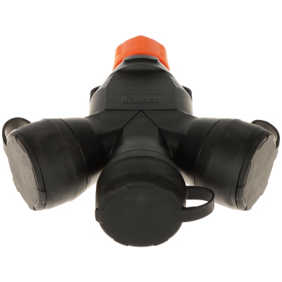 GNIAZDO PRZENOŚNE POTRÓJNE XF188S-EPN 250 V 16 A Famatel